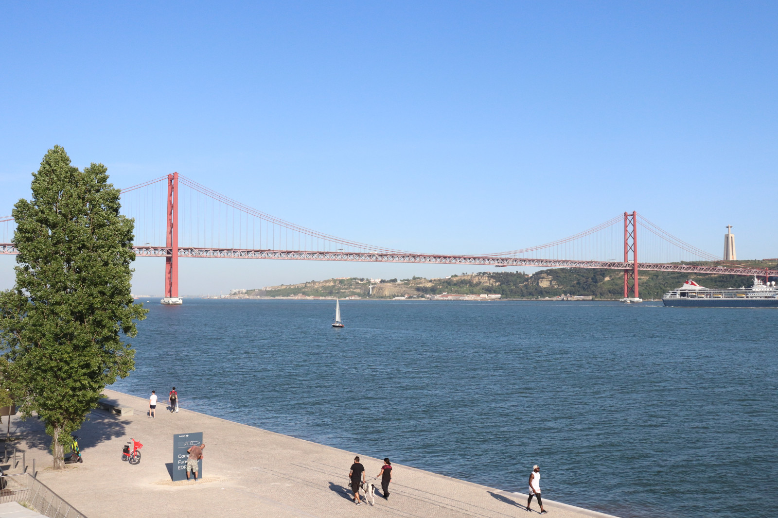 Portugal beats target of one billion euros in investment projects